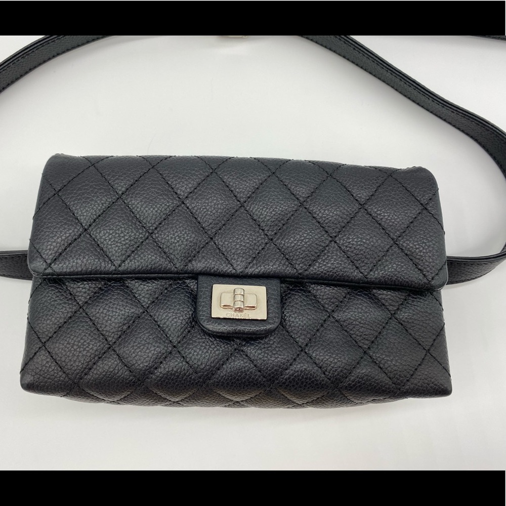 ❌❌sold❌❌Chanel mini reissue caviar belt bag